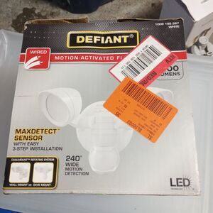 DEFIANT Motion Activated Floodlight